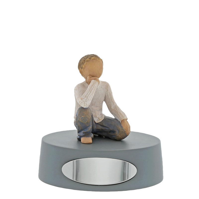 Figurine Enfant curieux - Willow Tree - <i>Épanoui par votre amour et votre affection</i>