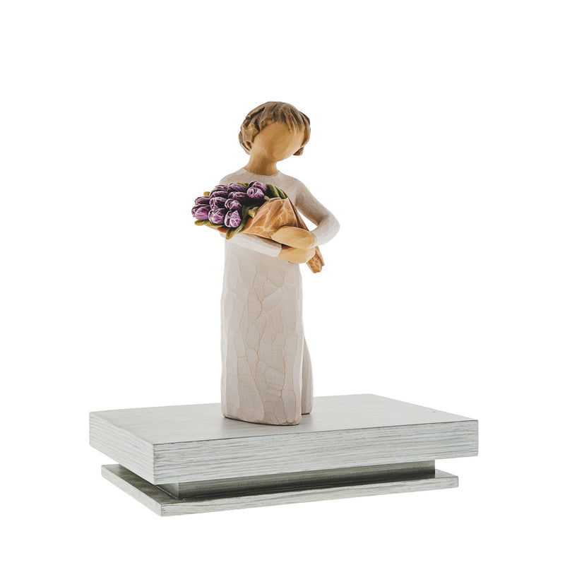 Figurine Surprise - Willow Tree - <i>Un merveilleux bouquet de vœux</i>