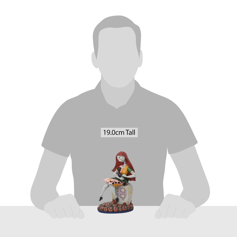 Figurine Sally sur pierre tombale - Disney Traditions