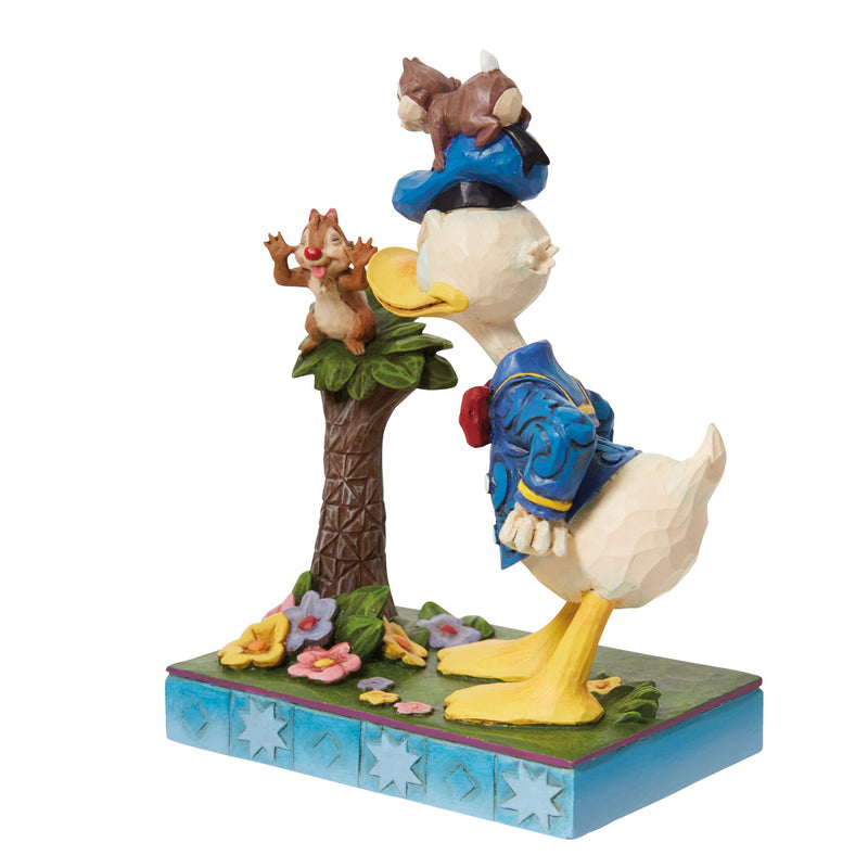 Figurine Donald avec Tic et Tac - Disney Traditions