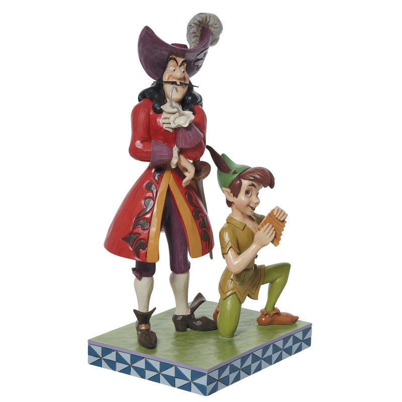 Figurine Peter Pan et Capitaine Crochet Héros VS Méchant - Disney Traditions
