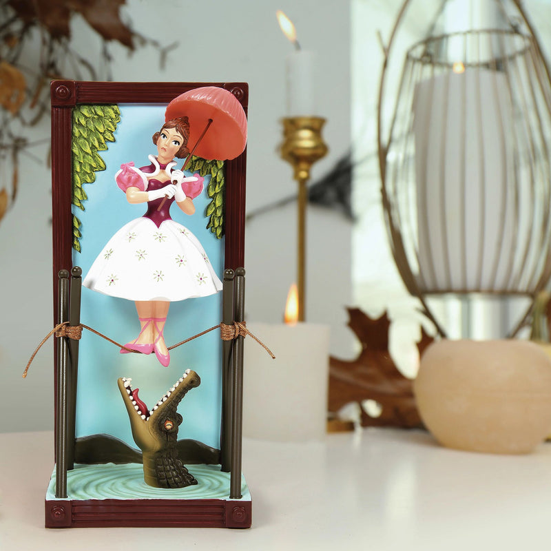 Figurine Sally Slater Funambule Haunted Mansion - Disney Showcase