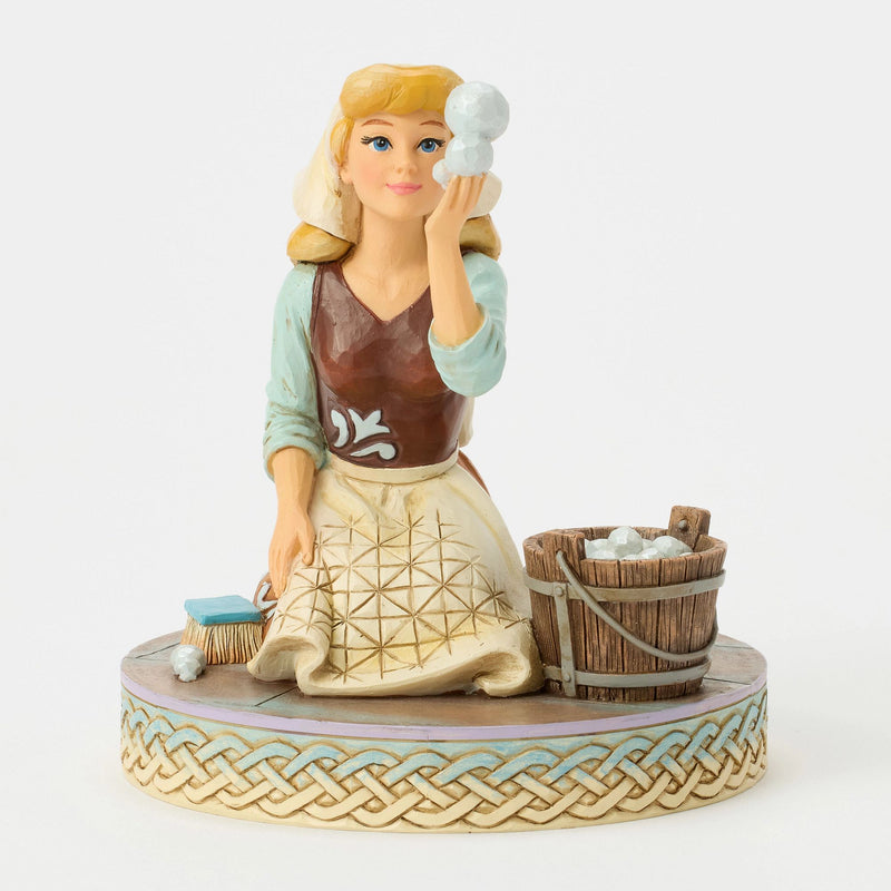 Figurine Cendrillon Femme de Ménage - Disney Traditions