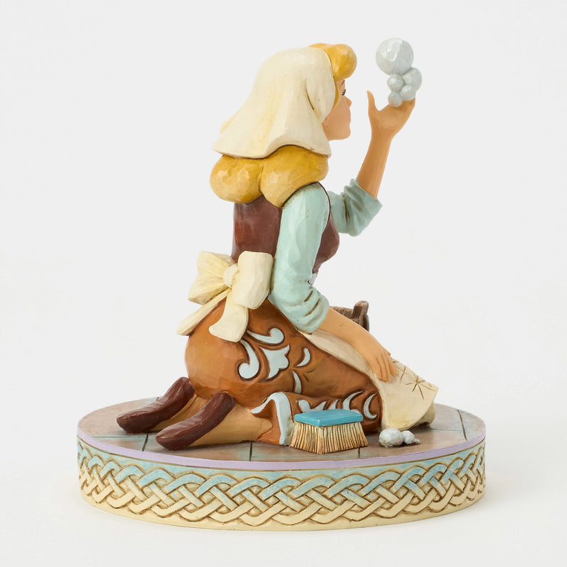 Figurine Cendrillon Femme de Ménage - Disney Traditions