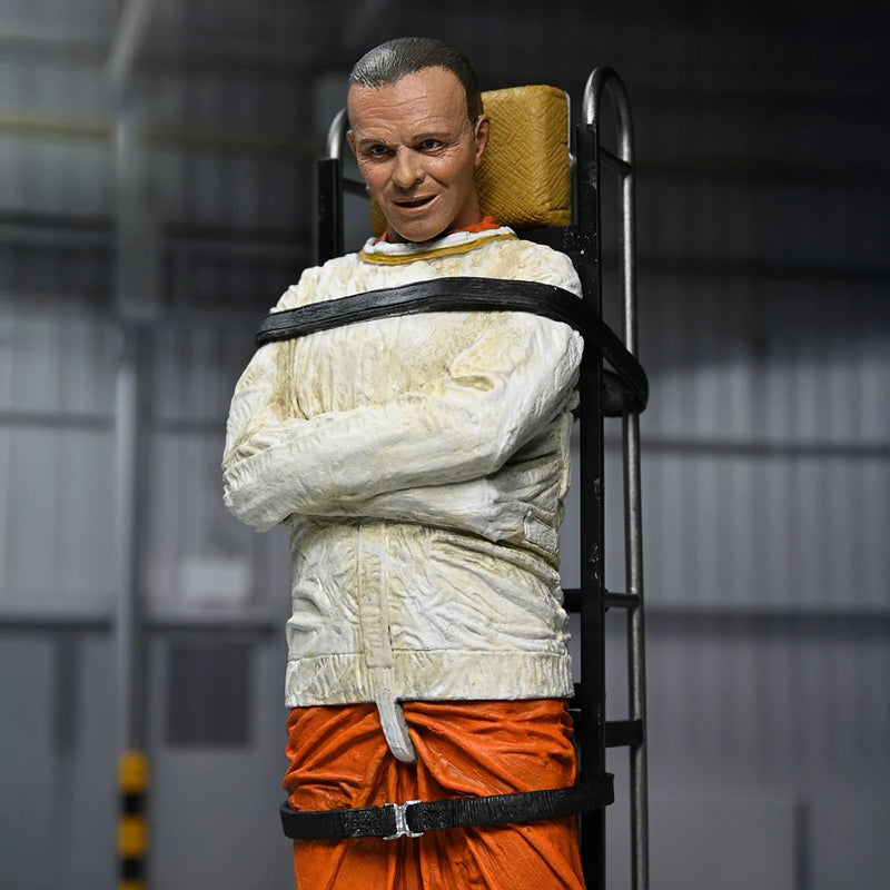 SILENCE OF THE LAMBS - 7" SCALE ACTION FIGURE - DR. HANNIBAL LECTER (MASKED)