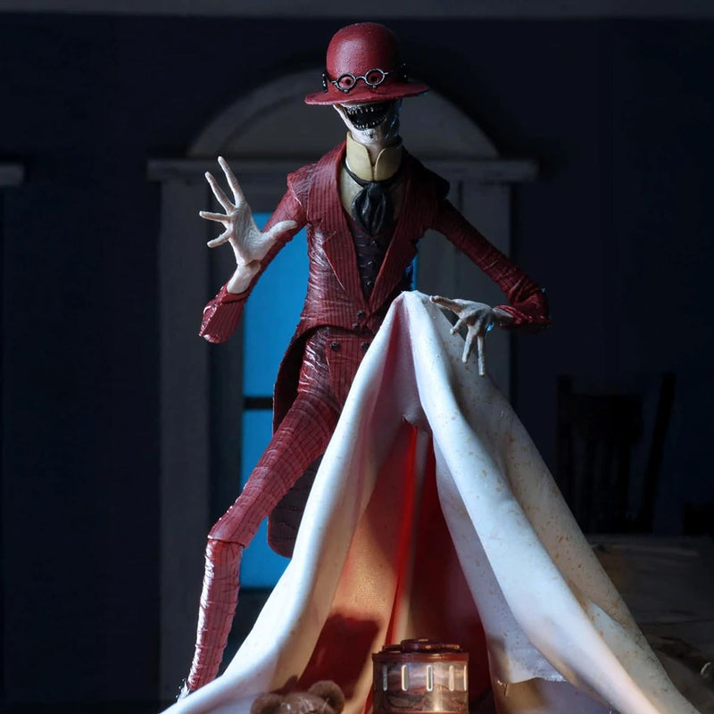 THE CONJURING UNIVERSE - 7” SCALE ACTION FIGURE - ULTIMATE CROOKED MAN