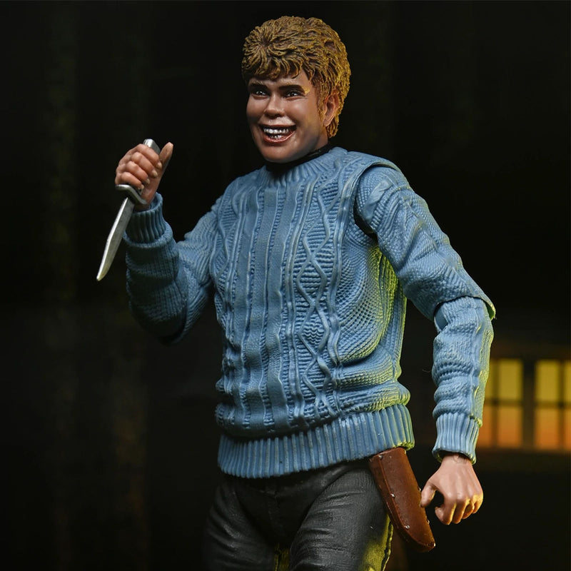 FRIDAY THE 13TH – 7” SCALE ACTION FIGURE – ULTIMATE PAMELA VOORHEES