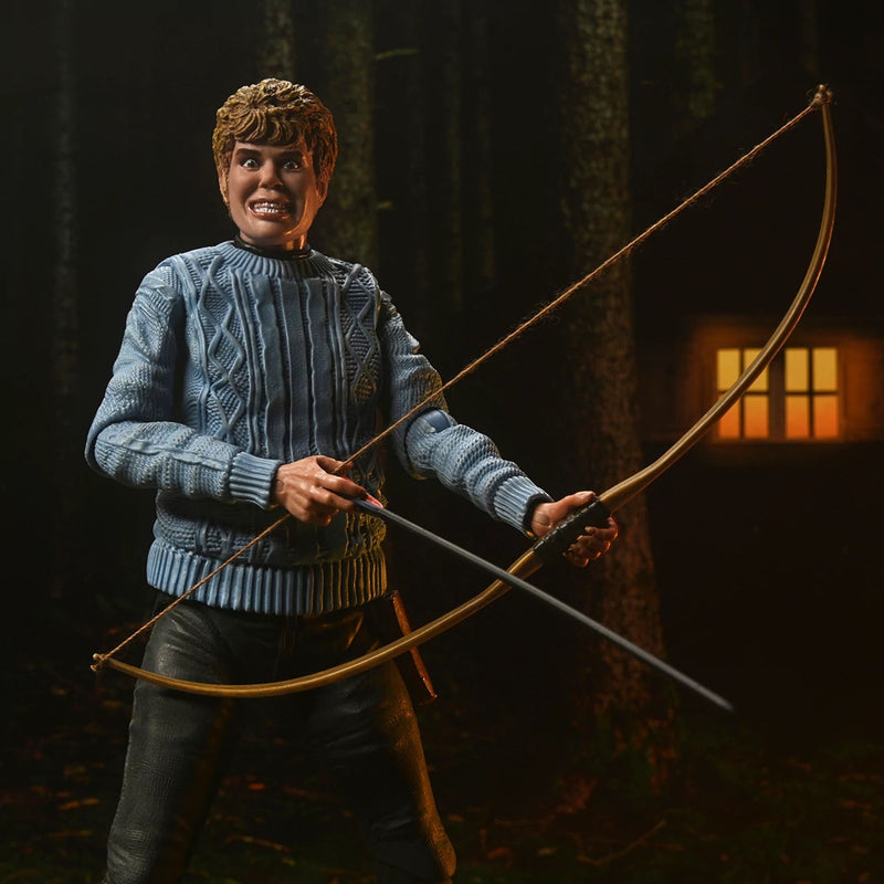 FRIDAY THE 13TH – 7” SCALE ACTION FIGURE – ULTIMATE PAMELA VOORHEES