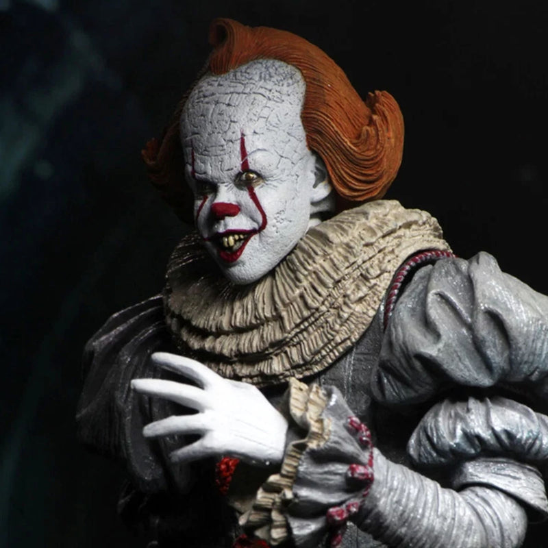 IT CHAPTER 2 - 7" SCALE ACTION FIGURE - ULTIMATE PENNYWISE (2019 MOVIE)