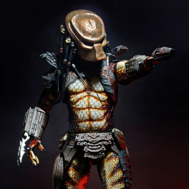 PREDATOR - ¼ SCALE FIGURE - CITY HUNTER PREDATOR WITH LED LIGHTS