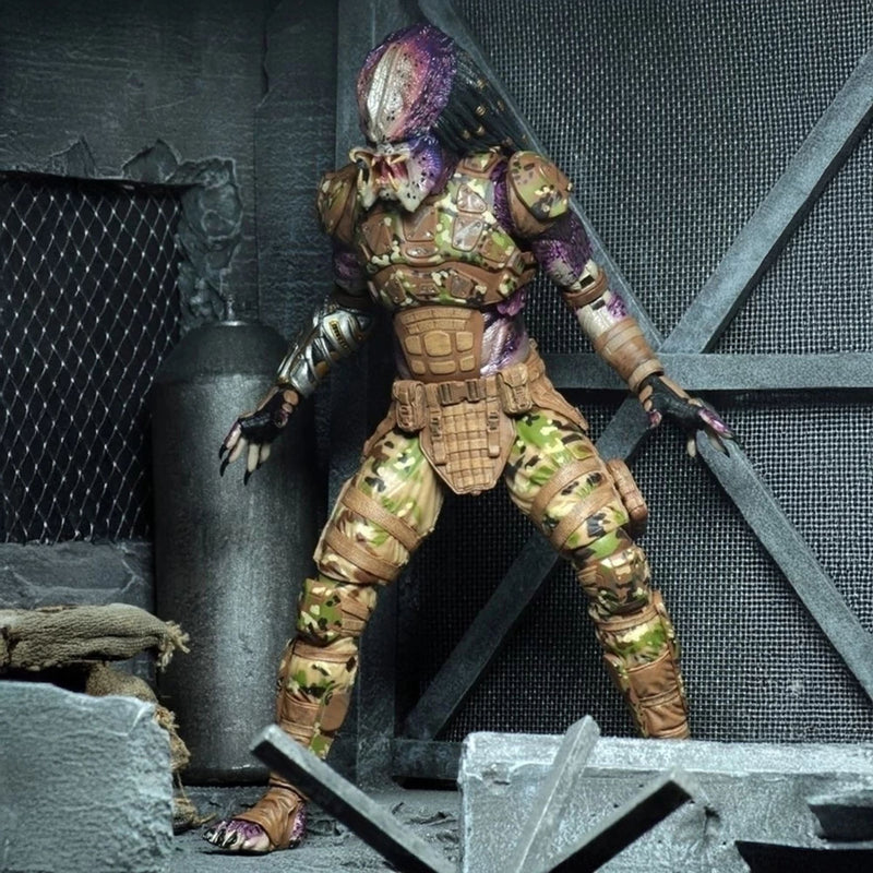 PREDATOR (2018) - 7" SCALE ACTION FIGURE  - ULTIMATE EMISSARY 1