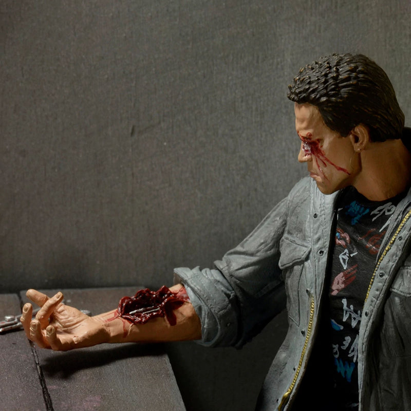 TERMINATOR - 7" ACTION FIGURE - ULTIMATE T-800 (TECH NOIR)