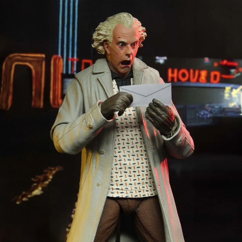 BACK TO THE FUTURE – 7” SCALE ACTION FIGURE – ULTIMATE DOC BROWN