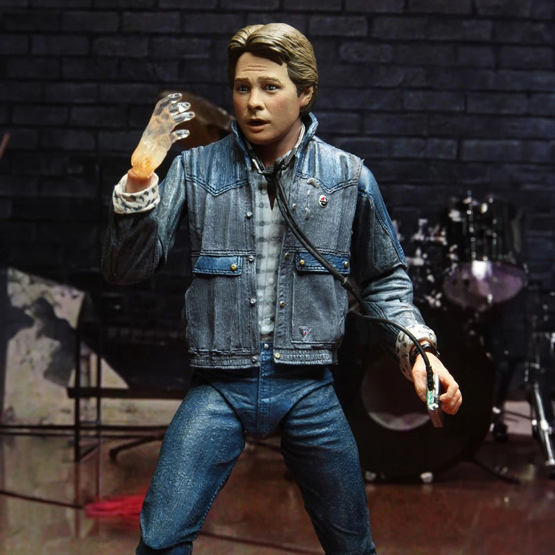 BACK TO THE FUTURE - 7" SCALE ACTION FIGURE – ULTIMATE MARTY MCFLY 85&