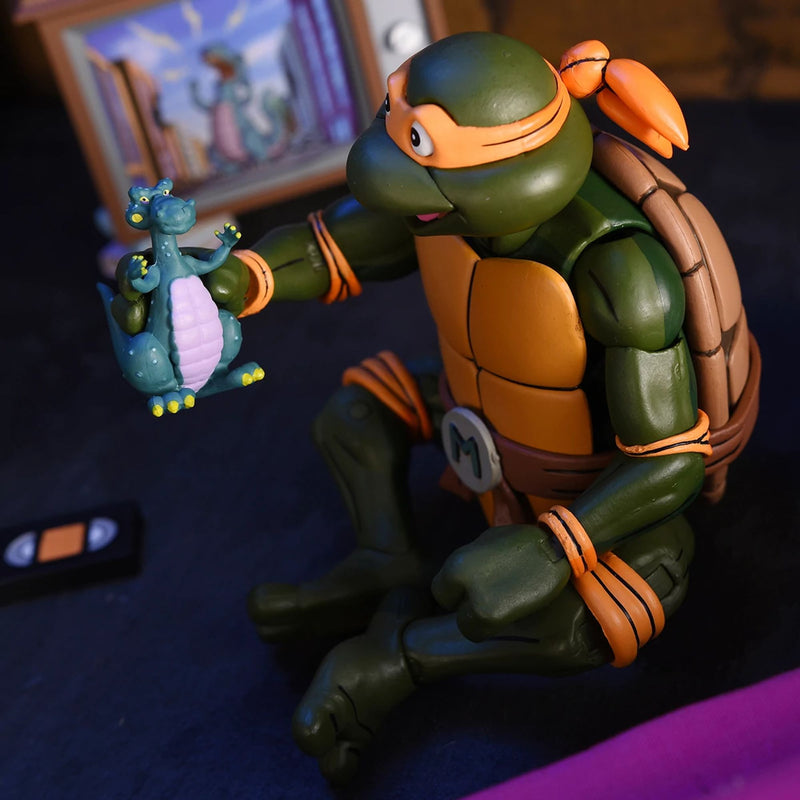 TEENAGE MUTANT NINJA TURTLES (CARTOON) – 7” SCALE ACTION FIGURE – ULTIMATE MICHELANGELO (VHS)