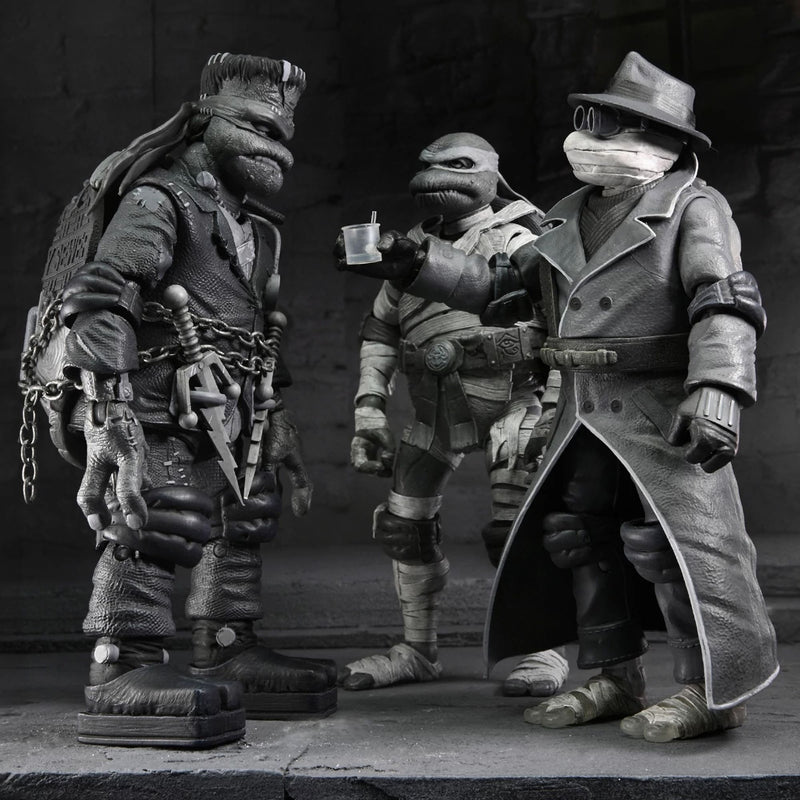 UNIVERSAL MONSTERS X TEENAGE MUTANT NINJA TURTLES  -  7” SCALE ACTION FIGURE - 4 PACK TURTLES BLACK