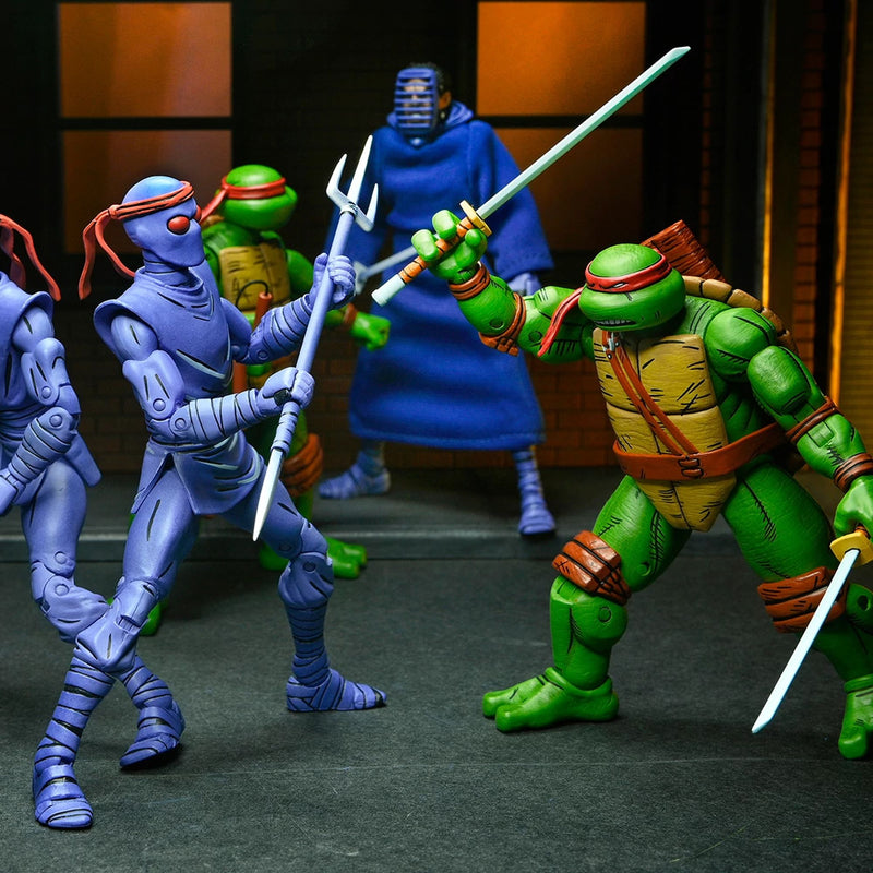 TEENAGE MUTANT NINJA TURTLES (MIRAGE COMICS) – 7" SCALE ACTION FIGURES - LEONARDO